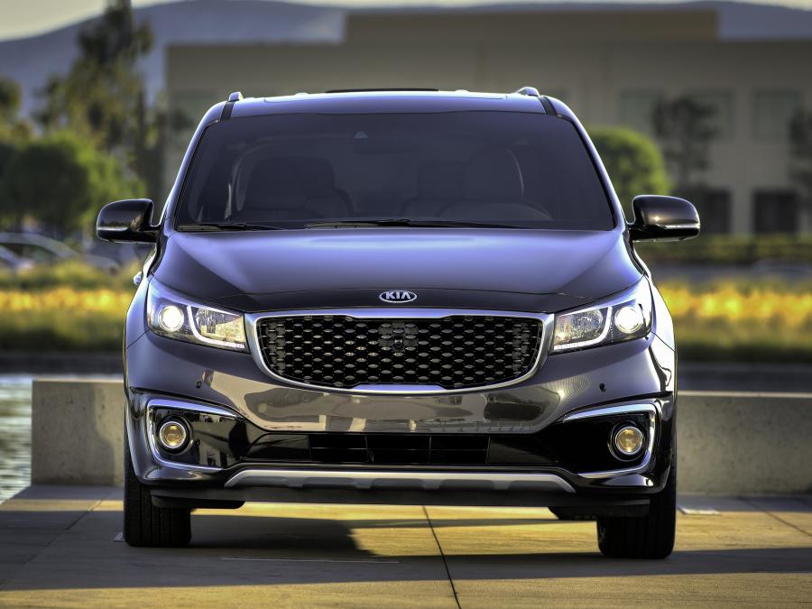  Kia Sedona SXL 2015 года  (фото 15 из 75)